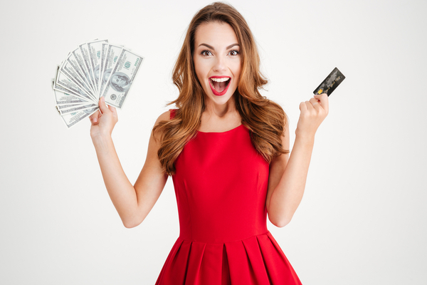 Build Your Credit & Get 5% Cash Back at Amazon